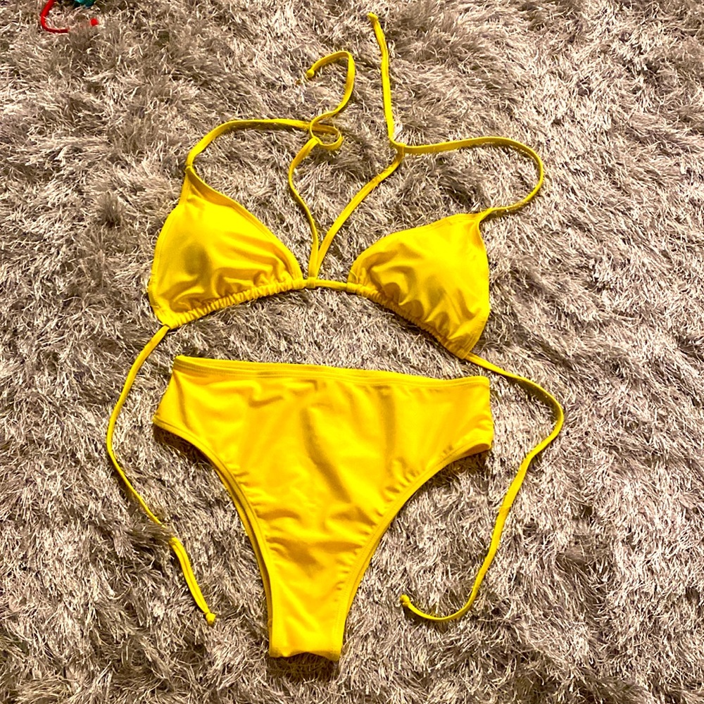 Bikini Set Bright Yellow String Size Large - image 3